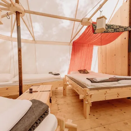 Camp خيمة فخمة