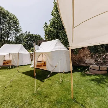 Camp Luxury tent